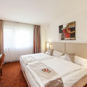 Novum Garden 3* BRE